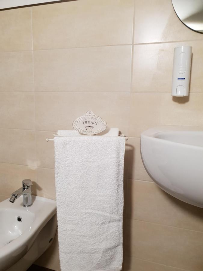 נוצ'י B&B Imbriani 24 מראה חיצוני תמונה